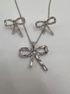 A niche, fresh, fashionable and versatile style details Picture